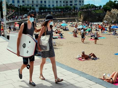 दुनियाभर में कोरोना संकट जारी, अबतक 1.95 करोड़ संक्रमित, 24 घंटे में आए 2.74 लाख मामले, 6215 की मौत