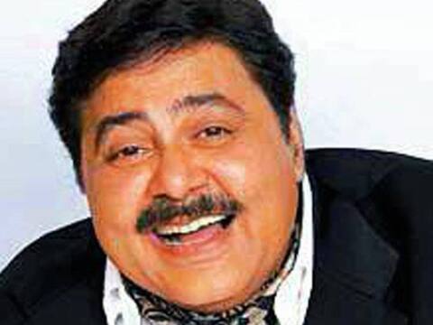 एक्टर सतीश शाह भी हुए कोरोना वायरस से संक्रमित, ठीक होकर अस्पताल से लौटे घर एक्टर सतीश शाह भी हुए कोरोना वायरस से संक्रमित, ठीक होकर अस्पताल से लौटे घर