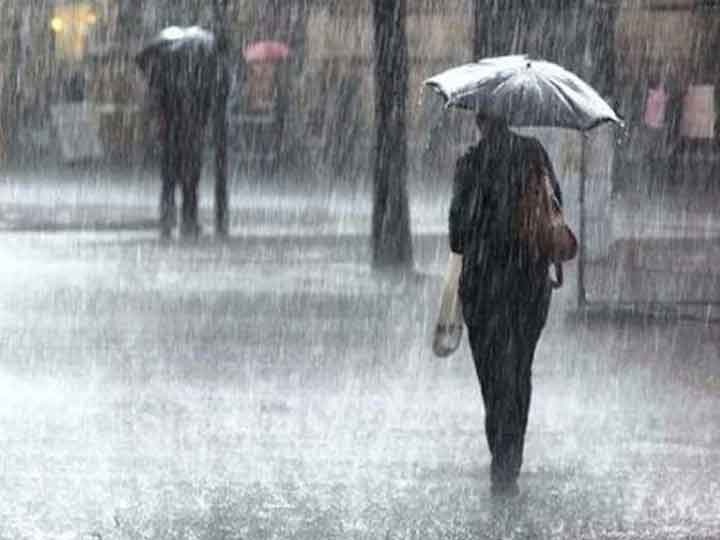 Weather update heavy rain forecast in kerala odisha orange alert issued in many areas Weather Update: केरल-ओडिशा में भारी बारिश का अनुमान, कई इलाकों में ऑरेंज अलर्ट जारी