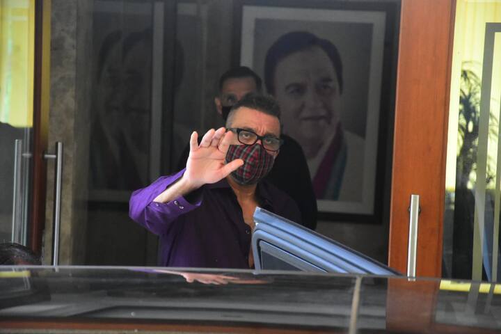उन्होंने अपने ट्वीट में कहा था, 