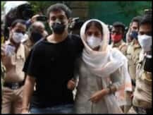 सुशांत सिंह मामले में रिया चक्रर्वती पर ED का बड़ा एक्शन, भाई और पिता सहित तीनों के फोन जब्त