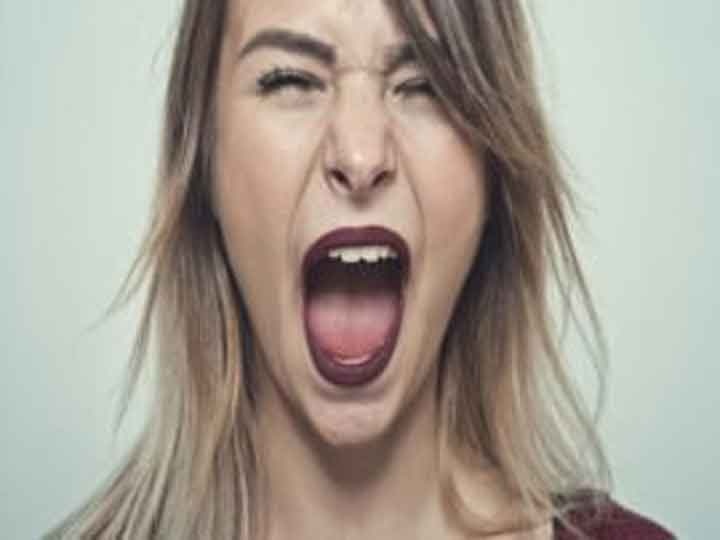 anger can ruin your life, know 5 ways to control your grudges ज्यादा देर गुस्से में रहना हो सकता है हानिकारक, सेहत पर पड़ता है बुरा असर