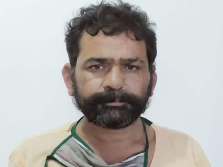 बिकरु कांड: विकास दुबे का साथी बदमाश लालू गिरफ्तार, 50 हजार का था इनाम Slain Vikas Dubey aide Bal Govid held in Chitrakoot बिकरु कांड: विकास दुबे का साथी बदमाश लालू गिरफ्तार, 50 हजार का था इनाम