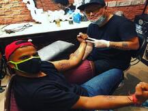 IPL से पहले सुरेश रैना ने हाथों में बनवाए पत्नी और बेटा-बेटी के टैटू, तस्वीर आई सामने