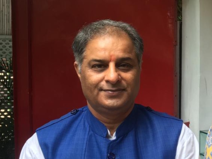 New Delhi: Congress spokesperson Rajiv Tyagi has passed away. He has died due to heart attack. He was identified as the fiery spokesman of the Congres