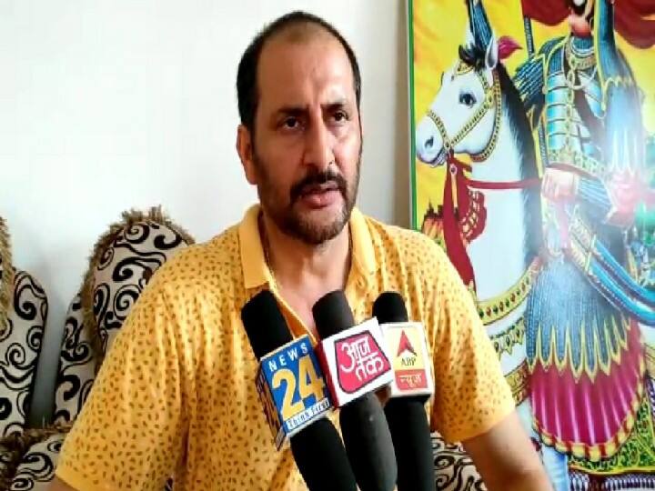 BJP MLA नीरज कुमार बबलू ने मुंबई पुलिस पर लगाया गंभीर आरोप, कहा- सुशांत की डायरी से की है छेड़छाड़ BJP MLA Neeraj Kumar Bablu makes serious allegations against Mumbai Police, says- Sushants diary has been tampered with BJP MLA नीरज कुमार बबलू ने मुंबई पुलिस पर लगाया गंभीर आरोप, कहा- सुशांत की डायरी से की है छेड़छाड़