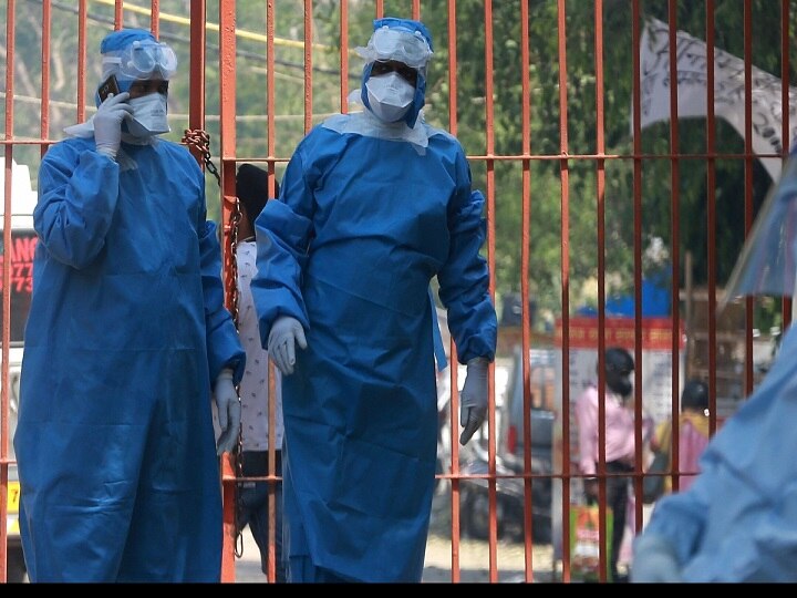 Coronavirus: 1,000 prisoners and 292 prison staff infected in Maharashtra so far Coronavirus: महाराष्ट्र में 1,000 कैदी और 292 जेल कर्मचारी हुए संक्रमित, छह कैदियों की मौत