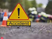 यूपी: ग्रेटर नोएडा में ट्रक में जा टकराई तेज रफ्तार कार, एक की मौत, एक गंभीर रूप से घायल