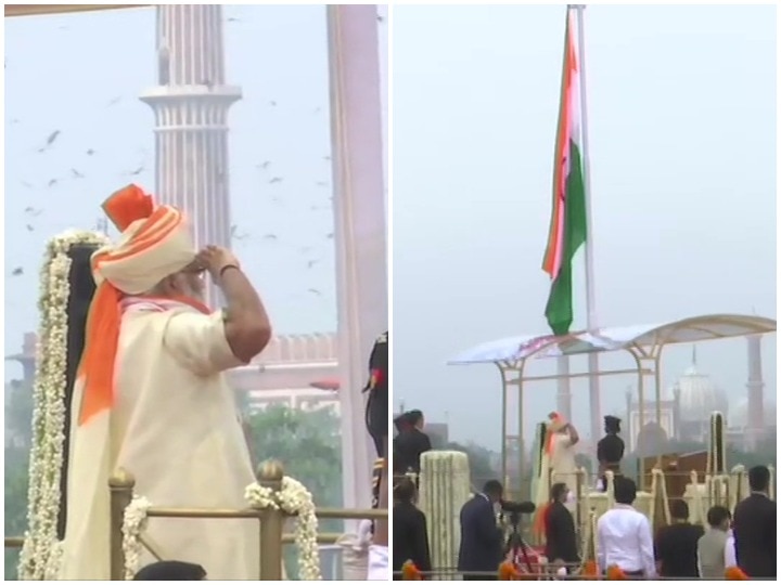 74th Independence Day PM Narendra Modi Hoisted the tricolor on Red Fort for 7th time 74वां स्वतंत्रता दिवस: प्रधानमंत्री मोदी ने लगातार 7वीं बार लाल किले पर फहराया तिरंगा, बना नया रिकॉर्ड