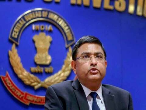 गुजरात कैडर के आईपीएस राकेश अस्थाना बने BSF के महानिदेशक गुजरात कैडर के आईपीएस राकेश अस्थाना बने BSF के महानिदेशक