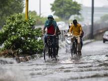 Weather Updates: दिल्ली-NCR में हल्की बारिश के बाद मिलेगी गर्मी से राहत, जानें बाकी राज्यों का हाल
