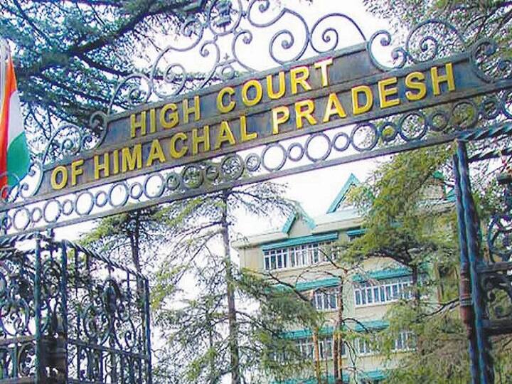 Himachal Pradesh High Court bans college examinations हिमाचल प्रदेश हाई कोर्ट ने कॉलेज की परीक्षाओं पर लगाई रोक