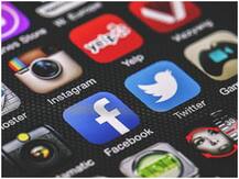 आप जानते हैं मरने के बाद आपके सोशल मीडिया अकाउंट्स का क्या होता है?