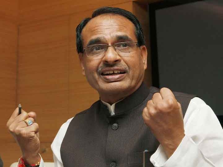 Command control room should be made in every district for continuous care of people living in home isolation: Chauhan होम आइसोलेशन में रह रहे व्यक्तियों की निरंतर देखभाल के लिए हर जिले में बनाया जाए ‘कमांड कंट्रोल रूम‘: चौहान