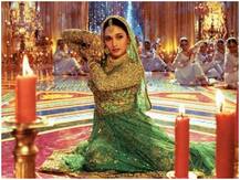 एक-दो-तीन से लेकर ‘डोला रे’ तक कई हिट गानों पर थिरकी धक-धक गर्ल, अगर आपने ये वीडियो नहीं देखा तो कुछ नहीं देखा