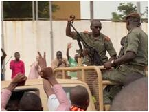 विद्रोही सैनिकों ने माली के राष्ट्रपति और प्रधानमंत्री को हिरासत में लिया, जानें क्या है मामला