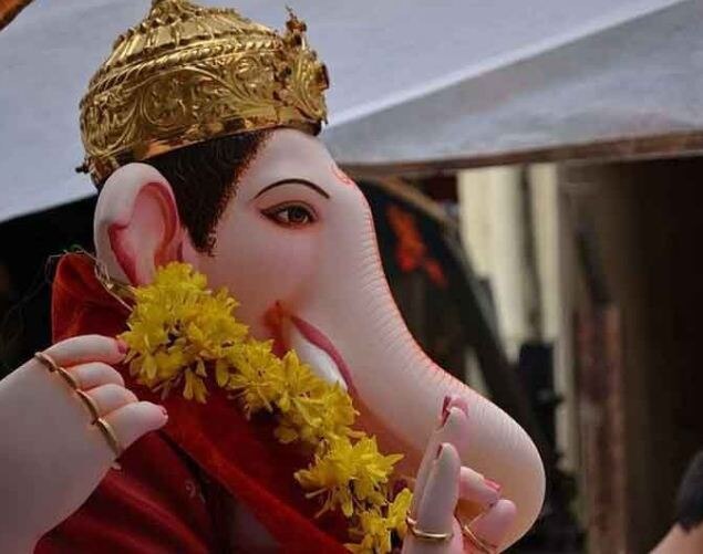Ganesha Chaturthi 2021: गणेश जी की मूर्ति खरीदते समय इन बातों का रखें खास ख्याल, नजरअंदाज करना हो सकता है अशुभ