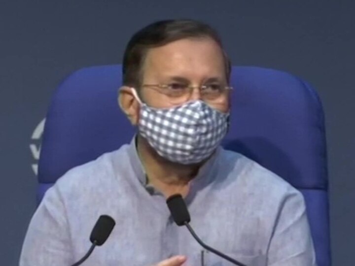 Delhi - Prakash Javadekar's response to increasing air pollution in North India, said - the central government is taking all possible steps दिल्ली-उत्तर भारत में बढ़ते वायु प्रदूषण पर बोले प्रकाश जावड़ेकर, केंद्र सरकार उठा रही हरसंभव कदम