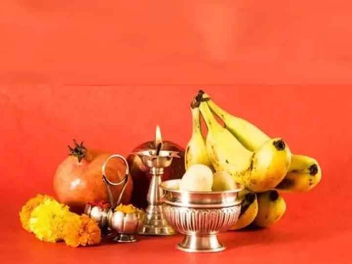 देवी-देवताओं को भोग अर्पित करते समय इन बातों का ध्यान रखना है जरूरी It is important to keep these things in mind while offering to Gods and Goddesses देवी-देवताओं को भोग अर्पित करते समय इन बातों का ध्यान रखना है जरूरी