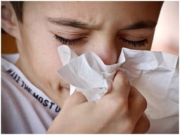 If you are worried from your child having cold, cough in winter, try these methods Health Tips: बच्चे होते हैं जुकाम-खांसी से पीड़ित तो इस विधि के जरिए करें घरेलू इलाज