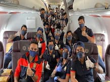 IPL 2020: यूएई के रवाना हुई चेन्नई, बेंगलोर और मुंबई की टीमें, एयरपोर्ट पर PPE किट में ढके नजर आए रोहित शर्मा