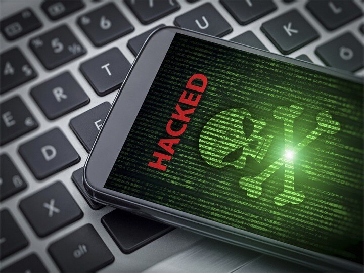How to protect your smartphone from hackers and intruders स्मार्टफोन का इस्तेमाल करते समय इन बातों का रखें ध्यान, वरना आप भी बन सकते हैं हैकर्स का अगला निशाना