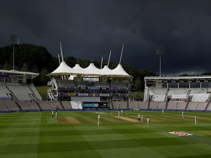 England vs Pakistan 3rd Test Day 4 Highlights: Bad light, rain forces early stumps ENGvsPAK 3rd Test: खराब रोशनी और बारिश के कारण समय से पहले रुका खेल, 2 विकेट खोकर पाकिस्तान ने बनाए 100 रन