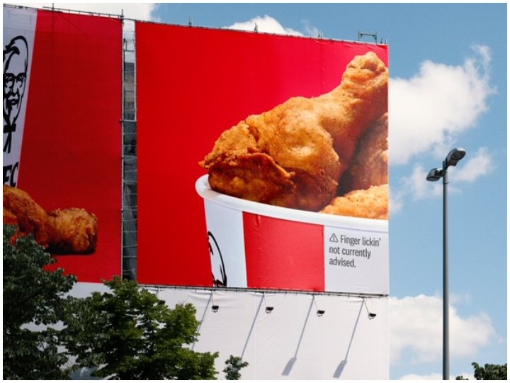 KFC suspends 'finger lickin' good' slogan amid coronavirus pandemic KFC ने छह दशक पुराने नारे को हटाया, कोरोना काल में इस्तेमाल को बताया गैर वाजिब