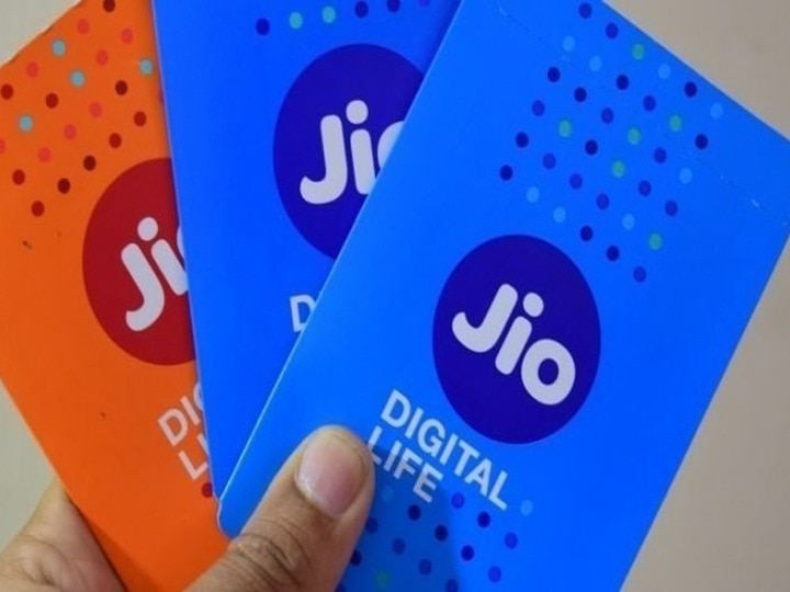 Reliance Jio Launches New Plans With Free Hotstar Subscription Reliance Jio ने पेश किए cricket pack रिचार्ज प्लान,  एयरटेल और वोडाफोन को मिलेगी चुनौती