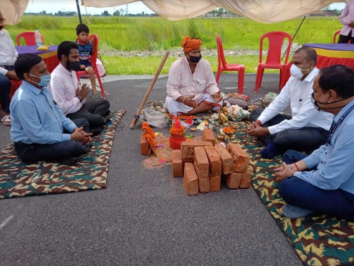 कुशीनगर अंतरराष्ट्रीय एयरपोर्ट की नई टर्मिनल बिल्डिंग का हुआ भूमि पूजन, बढ़ेगी अंतरराष्ट्रीय पर्यटकों की संख्या