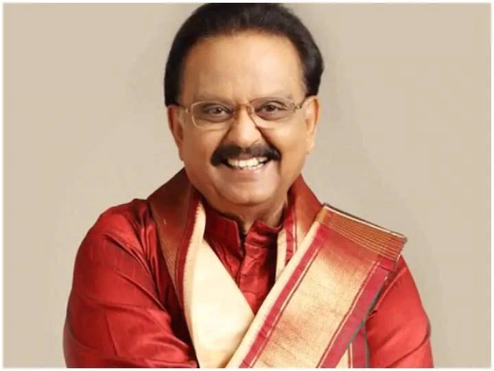 एसपी बालासुब्रमण्यम की हालत में 90 प्रतिशत हुआ सुधार, बेटे ने डॉक्टर्स और फैंस का जताया आभार S P Balasubrahmanyam's Son Shares Health Update एसपी बालासुब्रमण्यम की हालत में 90 प्रतिशत हुआ सुधार, बेटे ने डॉक्टर्स और फैंस का जताया आभार