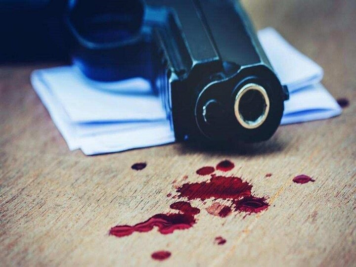 drunk Husband shoots himself after shooting wife lucknow ANN  यूपी: लखनऊ में पत्नी को गोली मारने के बाद पति ने खुद को भी मारी गोली, मौत