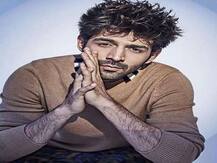 कार्तिक आर्यन ने सोशल मीडिया पर हाथ जोड़कर अपने फैंस से मांगा इस सवाल का जवाब