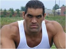 Viral video: कच्ची सड़क पर बुलेट दौड़ाते नज़र आए 'द ग्रेट खली', सोशल मीडिया पर वीडियो हुआ वायरल