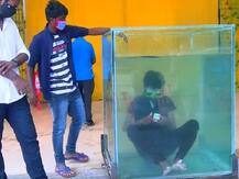 Viral Video: चेन्नई के शख्स ने पानी में रूबिक क्यूब्स को सॉल्व करने का बनाया गिनीज वर्ल्ड रिकॉर्ड, देखें वीडियो