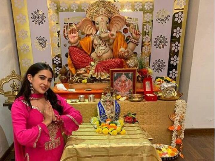 सारा अली खान को यहां देखे छोटी सी उम्र से लेकर बड़ी होने तक का सफर, हर फोटो में दिखे ‘पापा’ See Sarah Ali Khan here, from the young age to the age of growing up, see 'Papa' in every photo सारा अली खान को यहां देखे छोटी सी उम्र से लेकर बड़ी होने तक का सफर, हर फोटो में दिखे ‘पापा’