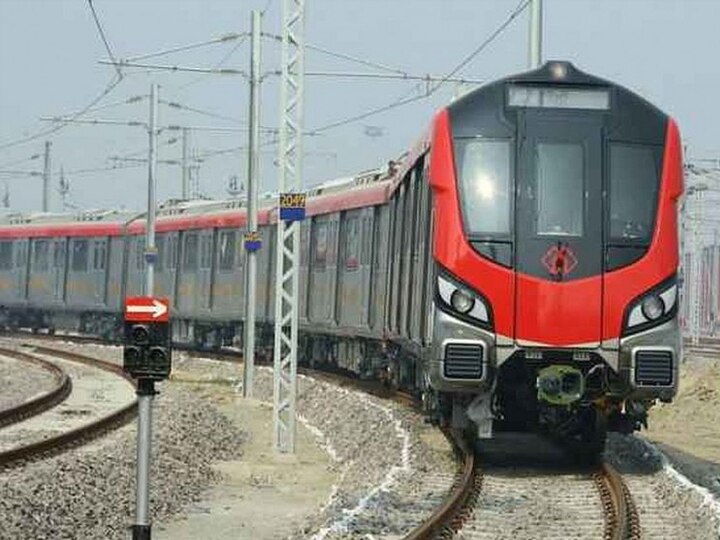 Lucknow: First to use ultraviolet rays to disinfect metro Trains, UPMRC Lucknow Metro ने शुरु किया अल्ट्रा वॉयलेट किरणों से मेट्रो ट्रेन का सैनिटाइजेशन