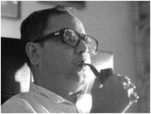 Pranab Mukherjee: प्रणब दा को था किताबें पढ़ने और पाइप पीने का शौक