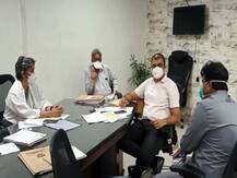 लखनऊ: डीएम अभिषेक प्रकाश ने राम मनोहर लोहिया अस्पताल का किया औचक निरीक्षण, दिए निर्देश