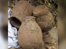 हस्तिनापुर में मिले कुषाण कालीन बर्तन, ASI को सौंपे गए सभी अवशेष