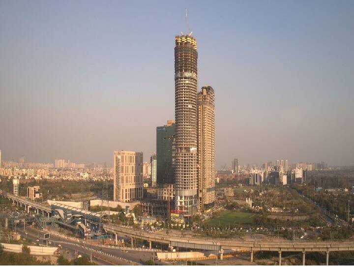 UP RERA issues notice to supertech for its project सुपरटेक को UP RERA का नोटिस, पूछा- क्यों ना रद्द कर दिया जाए सुपरनोवा प्रोजेक्ट?