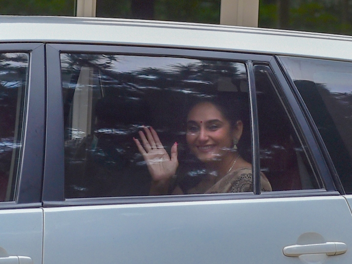 Drugs Case Kannada Film Actress Ragini Dwivedi Arrested à¤¡ à¤°à¤ à¤¸ à¤ à¤¸ à¤® Ccb à¤¨ à¤à¤­ à¤¨ à¤¤ à¤° à¤° à¤ à¤¨ à¤¦ à¤µ à¤µ à¤¦ à¤ à¤ à¤°à¤« à¤¤ à¤° à¤ à¤¯