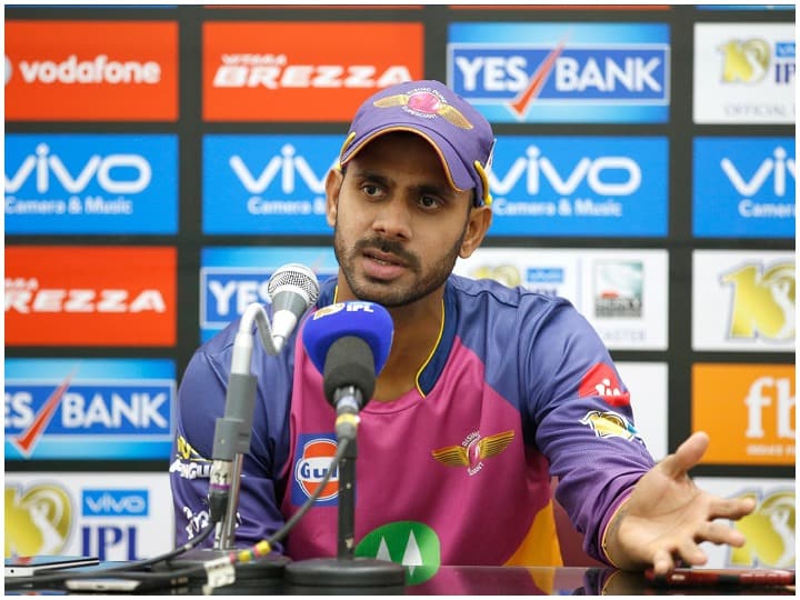 IPL 2020: Manoj Tiwary Hints He Is Ready To Replace Harbhajan Singh For CSK IPL 2020: मनोज तिवारी ने दिए संकेत, सीएसके के लिए हरभजन सिंह की जगह लेने के लिए तैयार हूं