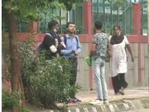 NDA और NA की प्रवेश परीक्षा आज, सेंटरों पर पहुंचने लगे छात्र