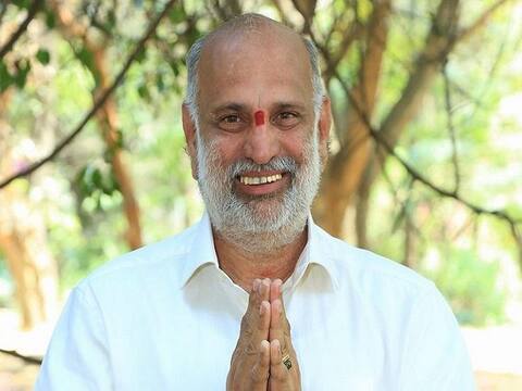 कर्नाटक के श्रममंत्री शिवराम हेब्बार हुए कोरोना पॉजिटिव, घर पर ही होगा इलाज कर्नाटक के श्रममंत्री शिवराम हेब्बार हुए कोरोना पॉजिटिव, घर पर ही होगा इलाज