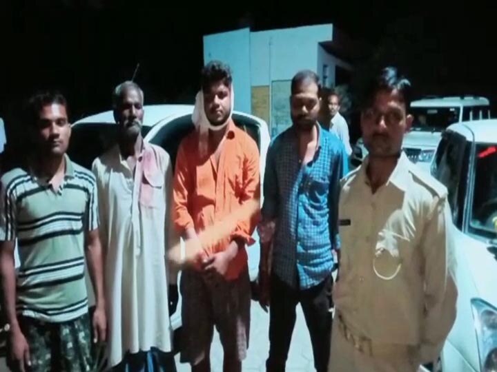 One injured in Clash between two groups in jaulan ann यूपी: बच्चों का मामूली विवाद खूनी संघर्ष में बदला, दो पक्षों के बीच जबरदस्त फायरिंग, एक शख्स को गोली लगी