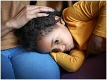 Health Tips: बच्चों को पेट में क्यों उठता है दर्द, माता-पिता को कारण समझना है जरूरी