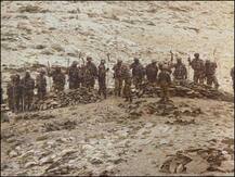 LAC पर फायरिंग करने के बाद भी भाला लेकर जमे हुए हैं चीनी सैनिक, देखें Exclusive तस्वीर