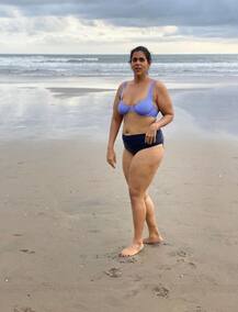 In Pics: इस प्लस साइज एक्ट्रेस ने बिकिनी पहन बेहद बोल्ड अंदाज में फ्लॉन्ट की अपनी फीगर, यहां देखिए तस्वीरें