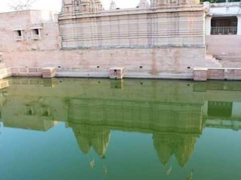 देश का एकमात्र तीर्थ जहां किया जाता है केवल माता का श्राद्ध, आइए जानें इस तीर्थ के बारे में देश का एकमात्र तीर्थ जहां किया जाता है केवल माता का श्राद्ध, आइए जानें इस तीर्थ के बारे में